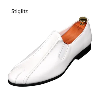 Мужская Летняя дышащая обувь из белой кожи в деловом стиле, повседневная обувь в британском стиле, Лоферы на плоской подошве с заостренным шитьем, Мужские свадебные туфли