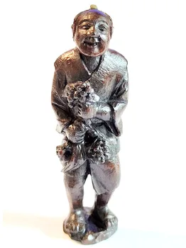 Y8564 -20 лет, Фигурка ручной работы из черного железного дерева высотой 8,2 см - Японец