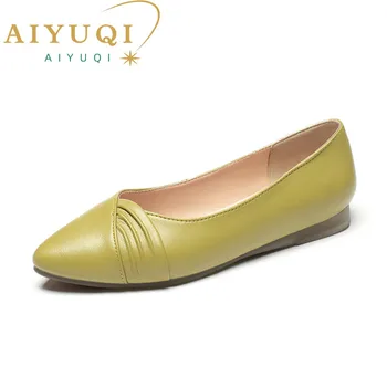 Женская повседневная обувь из натуральной кожи, весна 2023, новая легкая обувь для мам на мягкой подошве, Большие размеры 35-43, женская обувь на плоской подошве